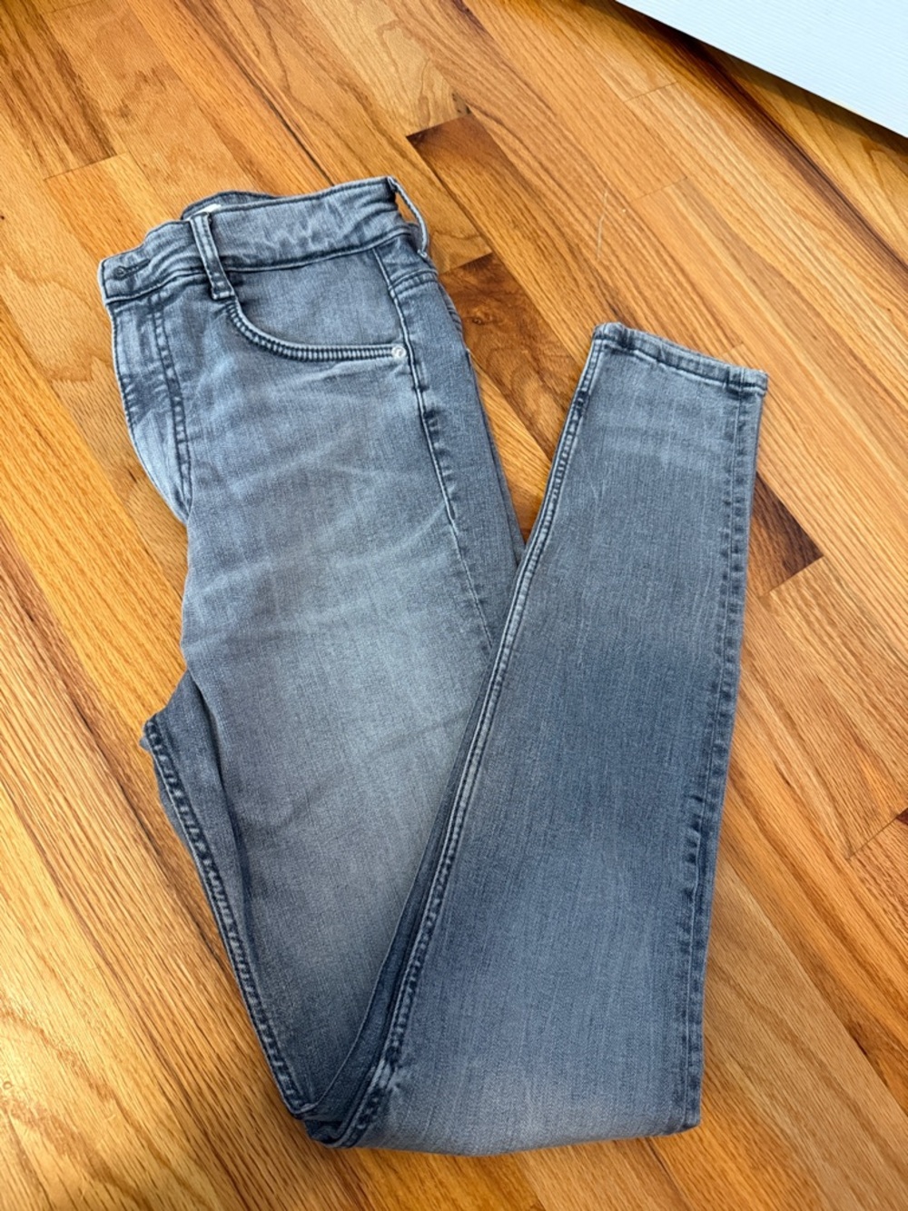 Zara Women's Gray Skinny Jeans